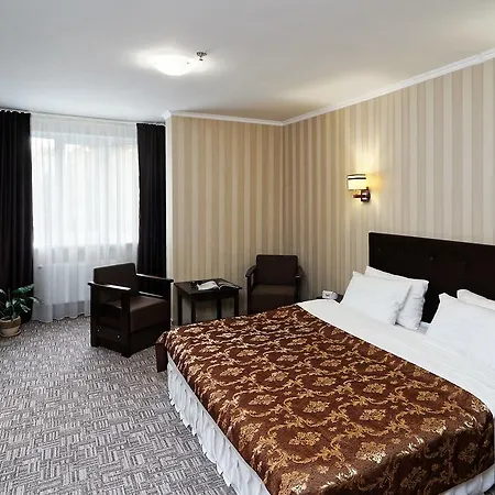 Lisova Pisnia Resort Truskawez