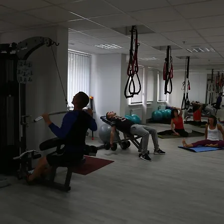 Lisova Pisnia 2* טרוסקבץ